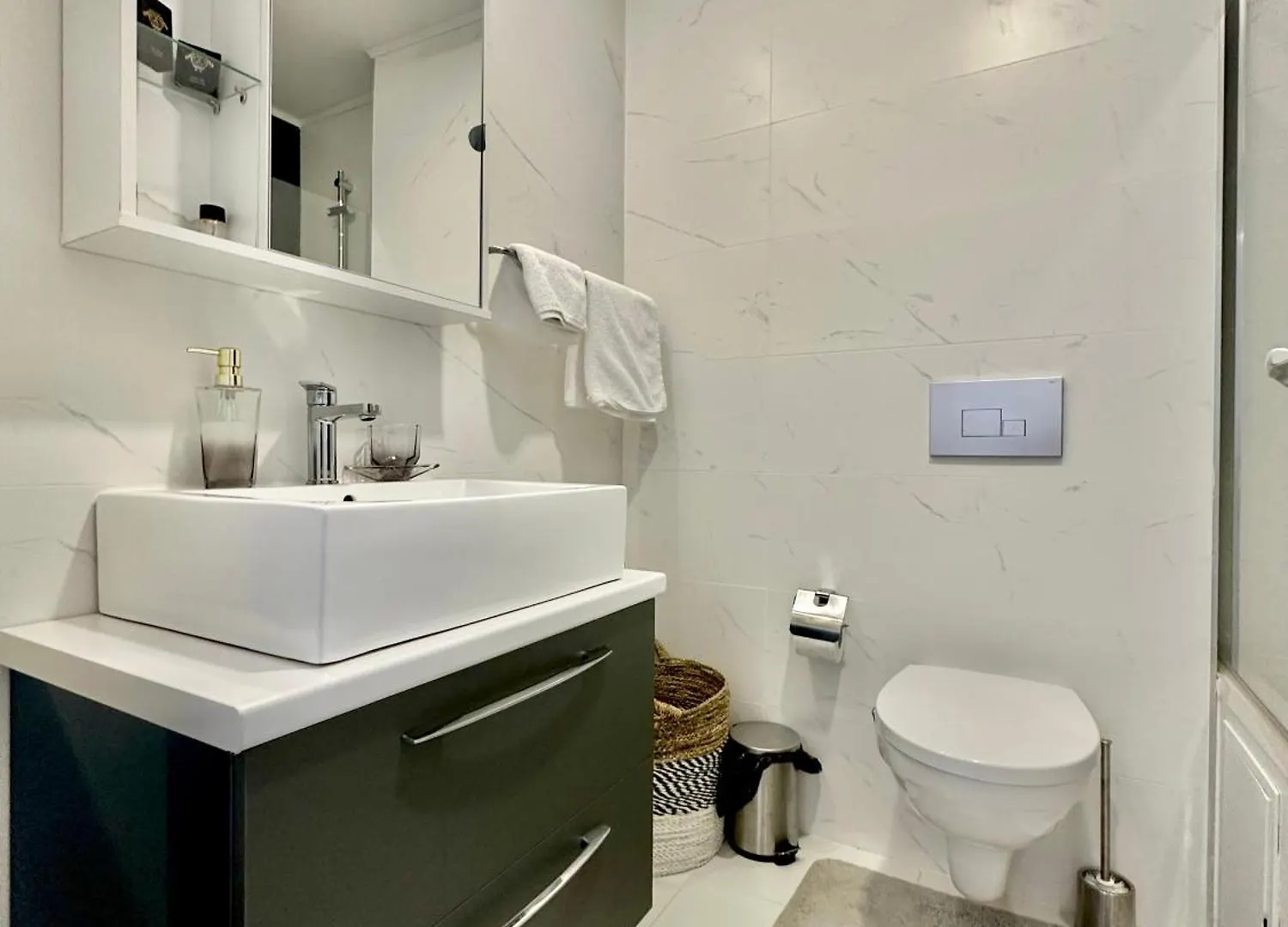 Apartment Double Studio A501 Stayinn By Cosmopolis Cretuleasca Romania